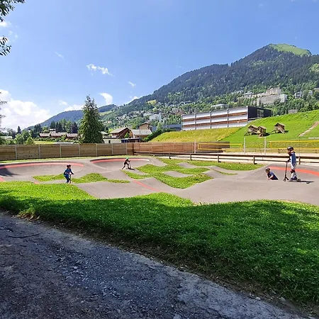 Apartment Au Centre Du Village 4-6 Personnes