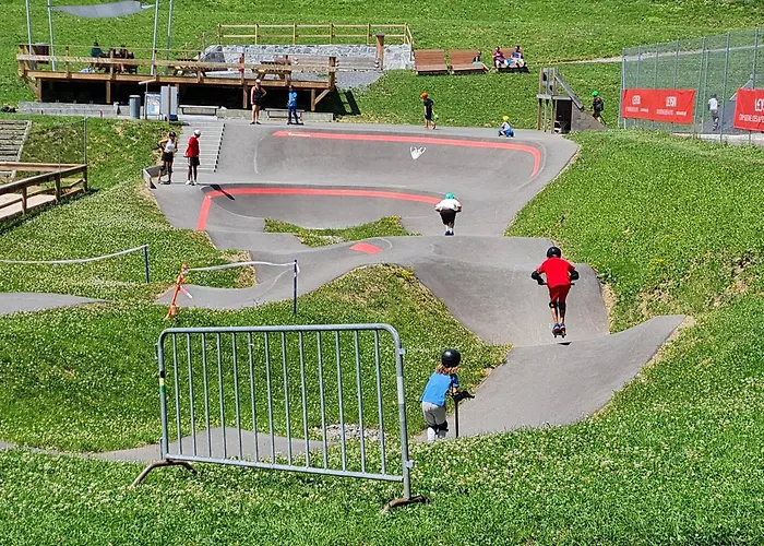 Au Centre Du Village 4-6 Personnes Lägenhet *