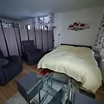 Au Centre Du Village 4-6 Personnes شقة *