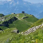 Au Centre Du Village 4-6 Personnes