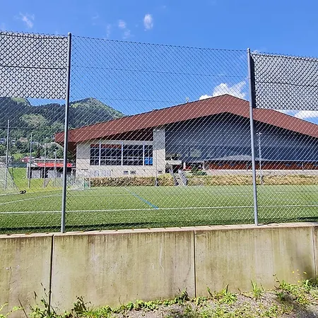 Au Centre Du Village 4-6 Personnes شقة