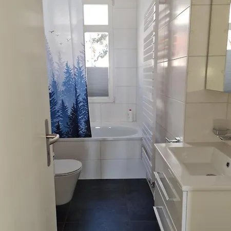 Au Centre Du Village 4-6 Personnes *