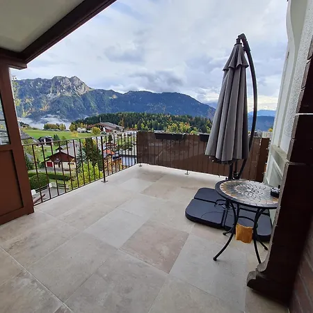 Au Centre Du Village 4-6 Personnes